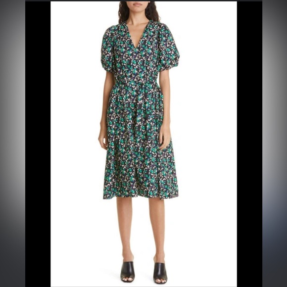 BAUM UND PFERDGARTEN AZALIA FLORAL ORGANIC COTTON DRESS IN BLACK DANDY FLOWER - Picture 4 of 5